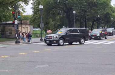 Washington, l’arrivo di Zelensky alla Casa Bianca