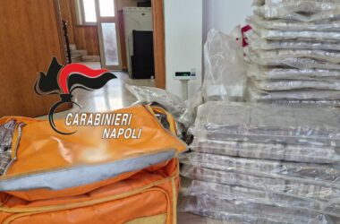 Sequestrati 190 chili di hashish, 2 rider della droga arrestati a Napoli