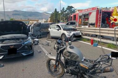 Incidente stradale sulla A29 nei pressi di Carini, ferito un centauro