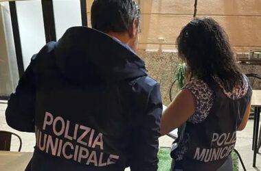 Suona “Faccetta nera” in un pub, denunciato per apologia del fascismo a Palermo