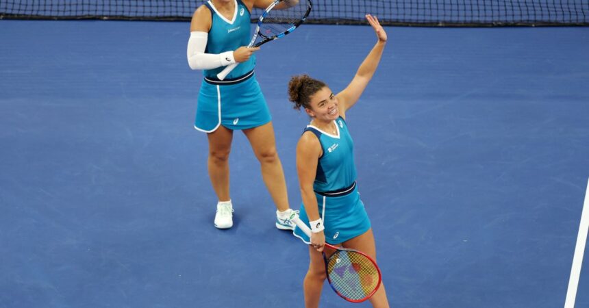 Errani e Paolini portano l’Italia in finale alla BJK Cup