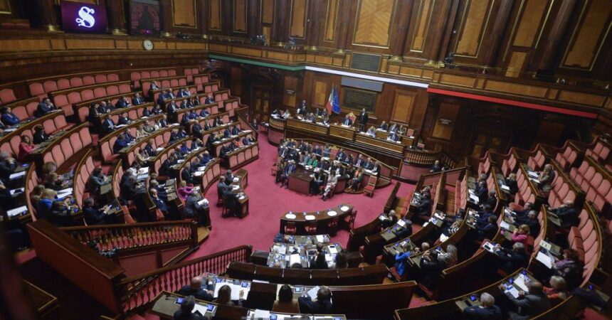 Via libera dal Senato al Dl flussi, è legge