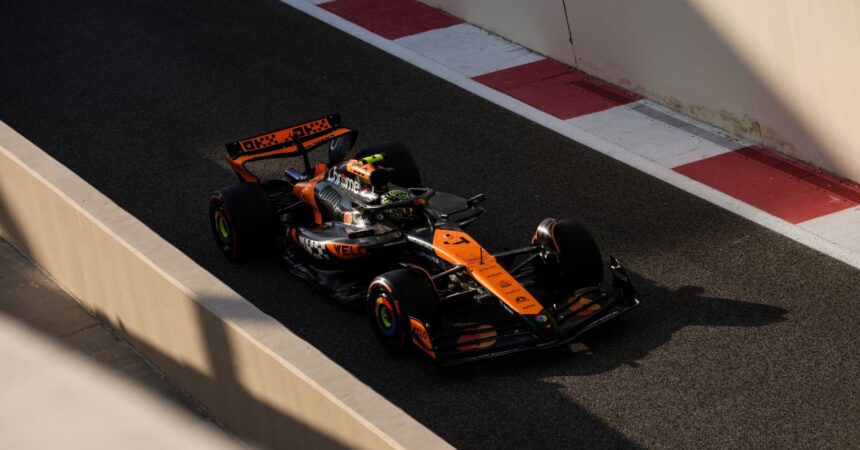 Prima fila McLaren ad Abu Dhabi, Sainz terzo, male Leclerc