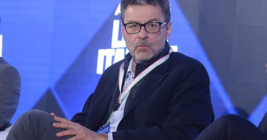 Giorgetti “Crescita asfittica, declino demografico è gravissimo”