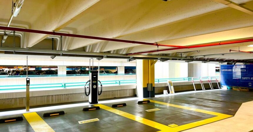 Telepass lancia “Park & Charge” all’aeroporto di Roma Fiumicino