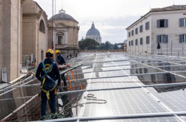 Acea, inaugurata la nuova vetrata fotovoltaica dei Musei Vaticani