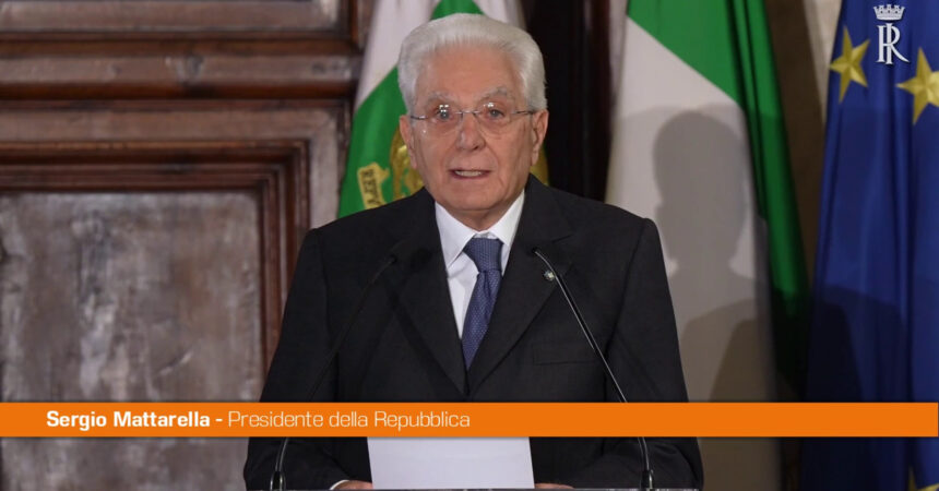 Mattarella “Tenuta istituzioni è unico argine a usurpatori sovranità”