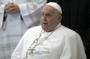 Papa Francesco “No al bullismo nelle scuole, così si prepara la guerra”