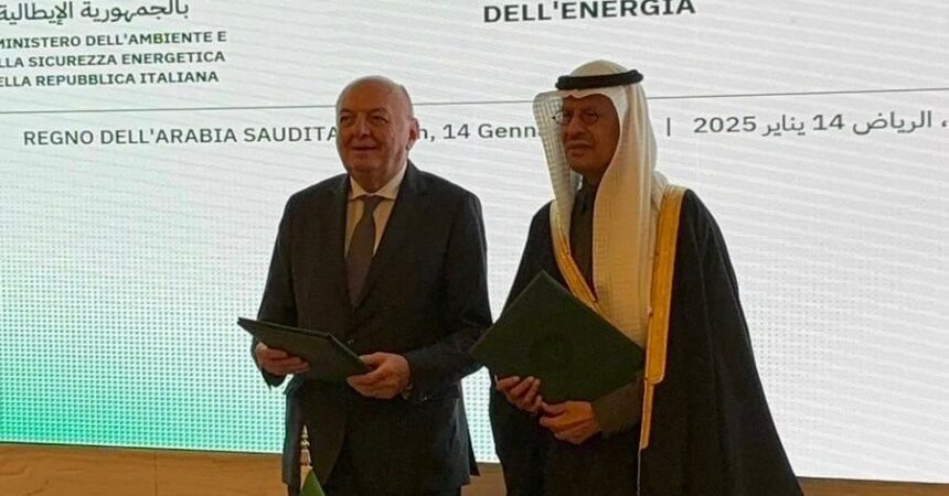 Energia, firmato a Riad memorandum tra Italia e Arabia Saudita