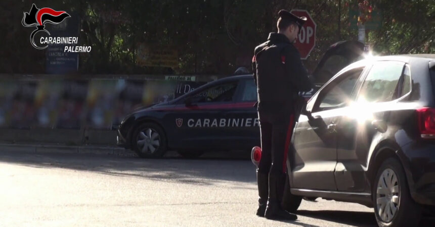 Sgominata banda di spacciatori nel Palermitano, in cinque in manette